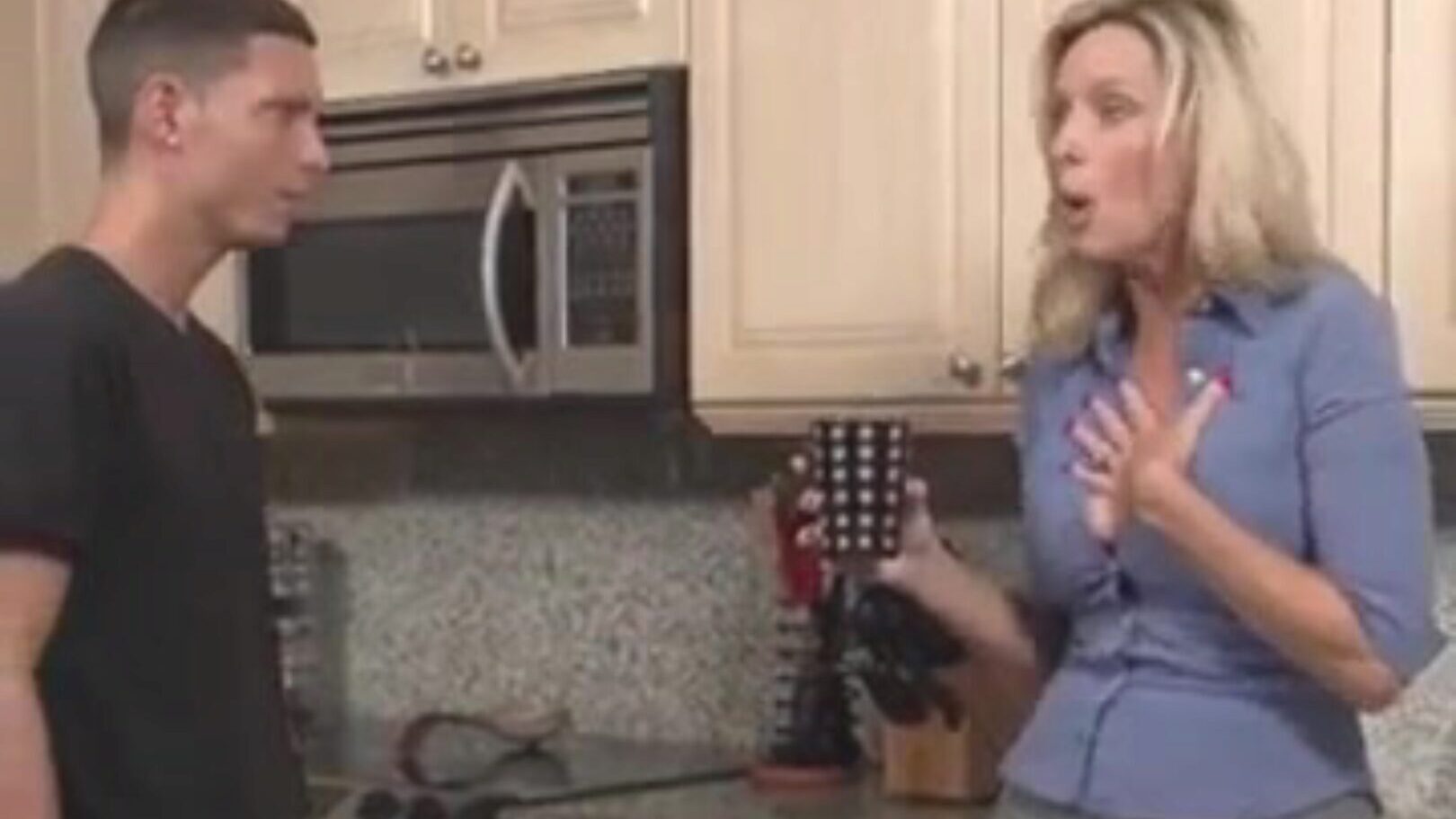 my aunt could not fight back and had fuckfest with me in the kitchen